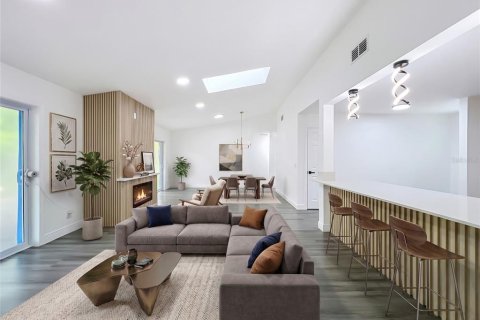 Casa en venta en Orlando, Florida, 4 dormitorios, 155.61 m2 № 2386026 - foto 2