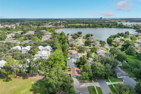 Casa en venta en Orlando, Florida, 4 dormitorios, 155.61 m2 № 2386026 - foto 15