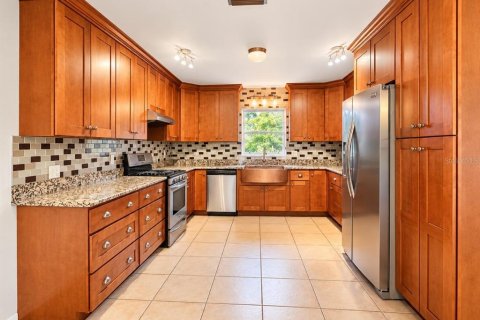 Купить виллу или дом в Сарасота, Флорида 6 комнат, 138.98м2, № 2403495 - фото 4