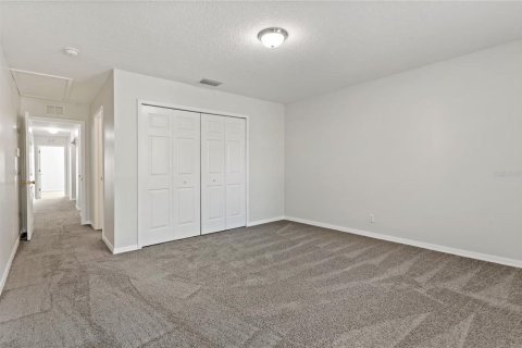 Townhouse in Valrico, Florida 2 bedrooms, 144.93 sq.m. № 1906073 - photo 10