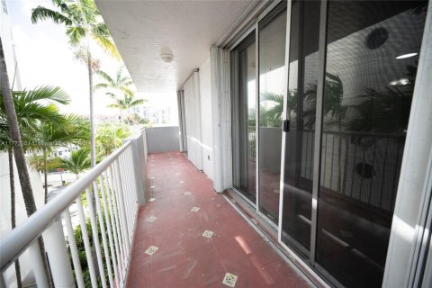 Copropriété à louer à Miami Beach, Floride: 2 chambres, 72.46 m2 № 1698077 - photo 23