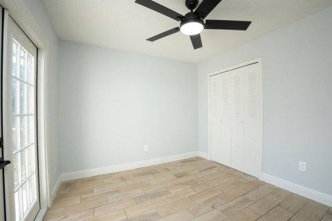 Casa en venta en Port St. Lucie, Florida, 3 dormitorios, 123.84 m2 № 2411715 - foto 16