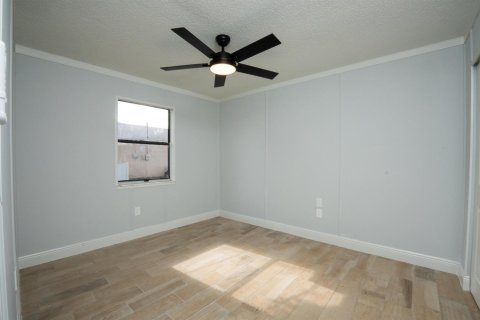 Casa en venta en Port St. Lucie, Florida, 3 dormitorios, 123.84 m2 № 2411715 - foto 19