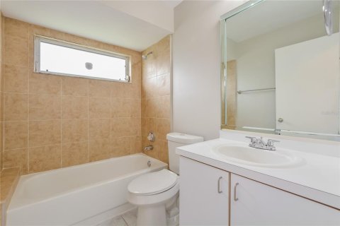 Villa ou maison à vendre à Orlando, Floride: 3 chambres, 165.27 m2 № 2358388 - photo 10