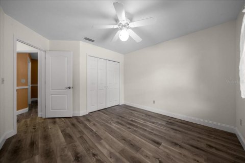 Casa en venta en Gainesville, Florida, 4 dormitorios, 185.06 m2 № 2377878 - foto 24