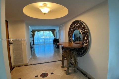 Снять в аренду кондоминиум в Санни-Айлс-Бич, Флорида 3 спальни, 170.94м2, № 1959590 - фото 29