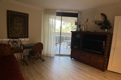 Снять в аренду кондоминиум в Санни-Айлс-Бич, Флорида 3 спальни, 170.94м2, № 1959590 - фото 24