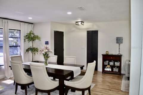 House in Safety Harbor, Florida 3 bedrooms, 160.16 sq.m. № 1770056 - photo 18