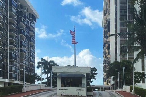 Copropriété à vendre à Miami, Floride: 30.1 m2 № 1794256 - photo 22