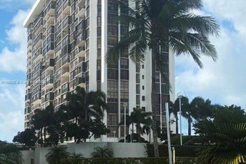 Copropriété à vendre à Miami, Floride: 30.1 m2 № 1794256 - photo 21