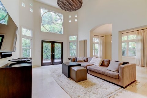 House in Tampa, Florida 4 bedrooms, 280.19 sq.m. № 1629190 - photo 30