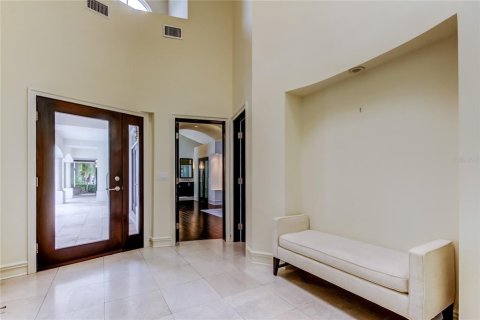 House in Tampa, Florida 4 bedrooms, 280.19 sq.m. № 1629190 - photo 13