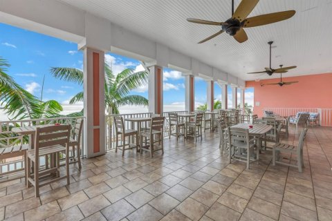 Condo in Saint Petersburg, Florida, 1 bedroom  № 2141955 - photo 22