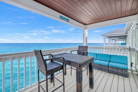 Condo in Saint Petersburg, Florida, 1 bedroom  № 2141955 - photo 3