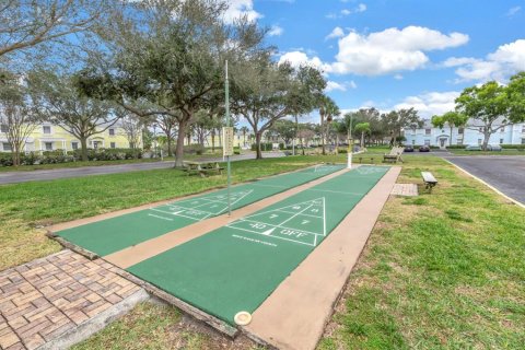 Condo in Saint Petersburg, Florida, 1 bedroom  № 2141955 - photo 29