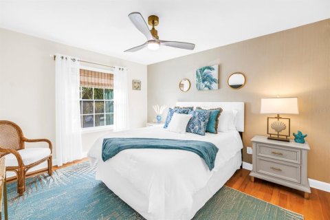 Condo in Saint Petersburg, Florida, 1 bedroom  № 2141955 - photo 10