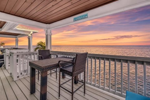 Condo in Saint Petersburg, Florida, 1 bedroom № 2141955