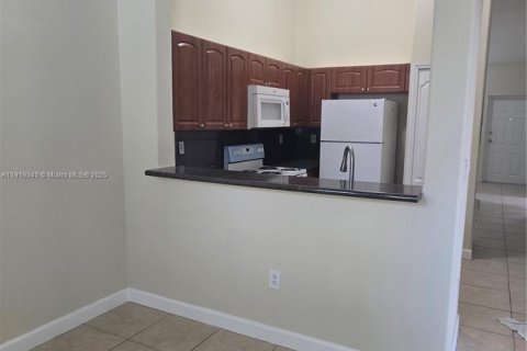 Condo in Homestead, Florida, 3 bedrooms  № 1975570 - photo 5