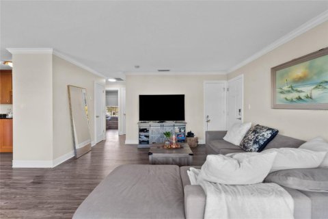 Copropriété à vendre à Saint Petersburg, Floride: 2 chambres, 76.64 m2 № 2429279 - photo 6