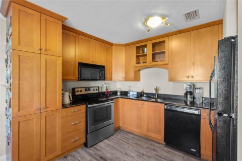 Copropriété à vendre à Saint Petersburg, Floride: 2 chambres, 76.64 m2 № 2429279 - photo 12