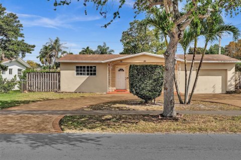 Casa en Hollywood, Florida 3 dormitorios, 125.51 m2 № 2037903