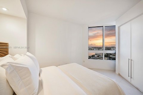 Condo in Miami Beach, Florida, 3 bedrooms  № 2005025 - photo 8