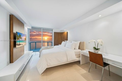 Condo in Miami Beach, Florida, 3 bedrooms  № 2005025 - photo 4