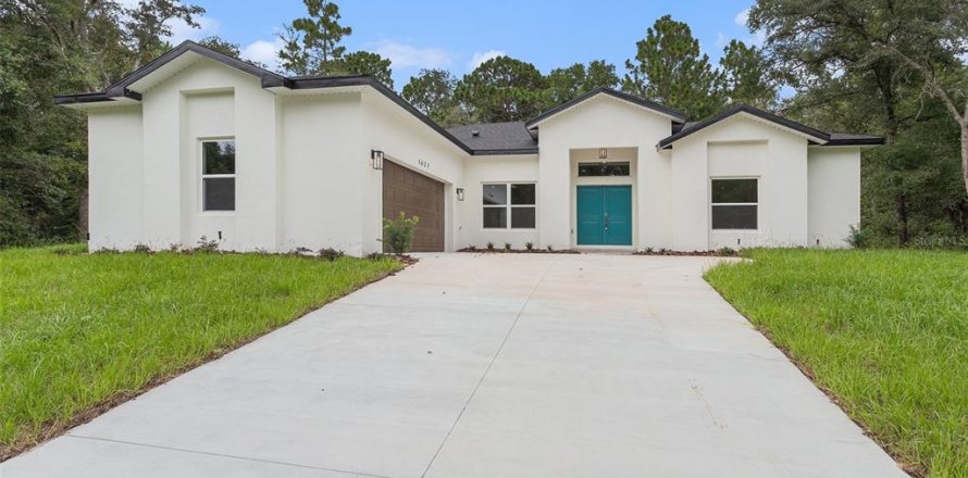 House in Citrus Springs, Florida 3 bedrooms, 160.63 sq.m. № 1721760