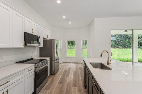House in Citrus Springs, Florida 3 bedrooms, 160.63 sq.m. № 1721760 - photo 11