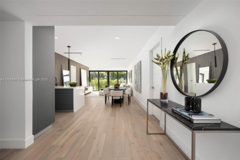 Condo in Key Biscayne, Florida, 4 bedrooms  № 1774186 - photo 5
