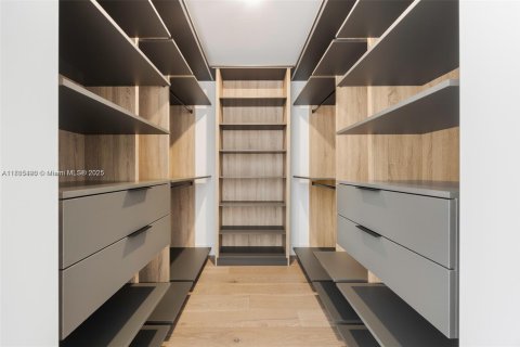 Condo in Key Biscayne, Florida, 4 bedrooms  № 1774186 - photo 12