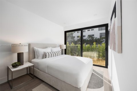 Condo in Key Biscayne, Florida, 4 bedrooms  № 1774186 - photo 21