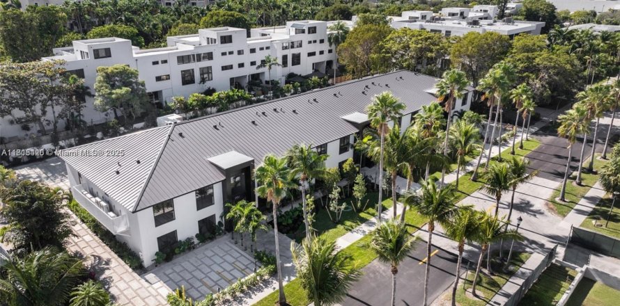 Condo in Key Biscayne, Florida, 4 bedrooms  № 1774186