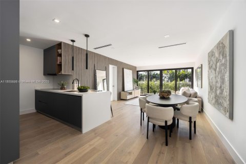 Condo in Key Biscayne, Florida, 4 bedrooms  № 1774186 - photo 4