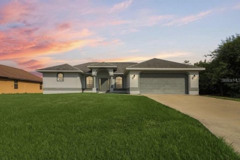 Villa ou maison à vendre à Port Charlotte, Floride: 3 chambres, 150.59 m2 № 1574994 - photo 1