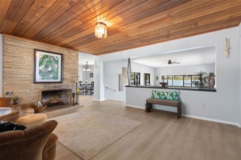 Villa ou maison à vendre à Ormond Beach, Floride: 2 chambres, 176.24 m2 № 1608128 - photo 13