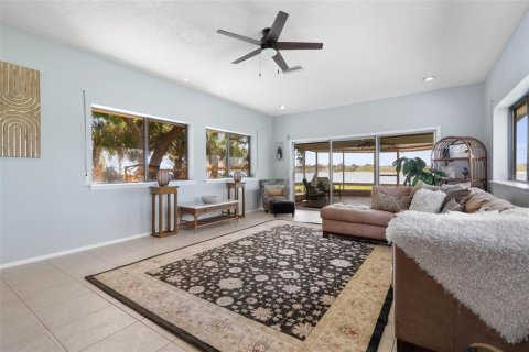 Villa ou maison à vendre à Ormond Beach, Floride: 2 chambres, 176.24 m2 № 1608128 - photo 17