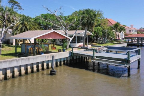 Villa ou maison à vendre à Ormond Beach, Floride: 2 chambres, 176.24 m2 № 1608128 - photo 1