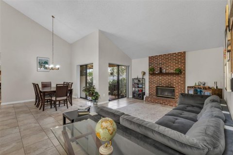 Villa ou maison à vendre à Orlando, Floride: 4 chambres, 209.49 m2 № 2148238 - photo 10