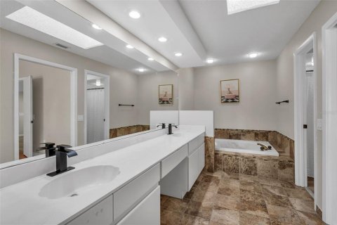 Villa ou maison à vendre à Orlando, Floride: 4 chambres, 209.49 m2 № 2148238 - photo 24