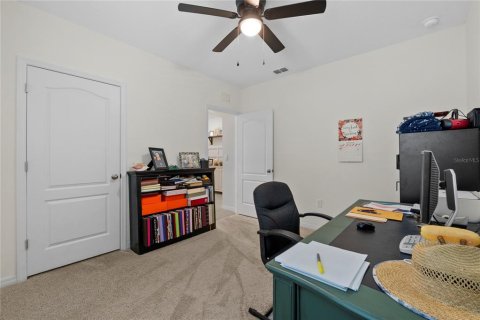 House in Davenport, Florida 3 bedrooms, 157 sq.m. № 1876273 - photo 17