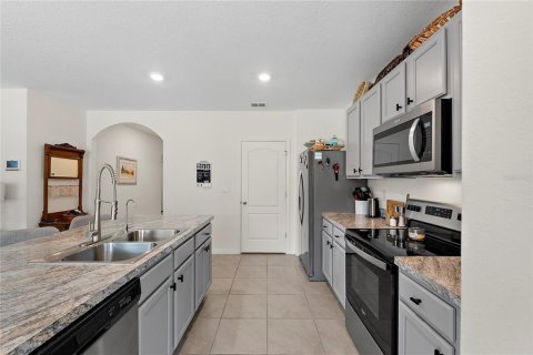 House in Davenport, Florida 3 bedrooms, 157 sq.m. № 1876273 - photo 9