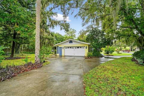 Villa ou maison à vendre à Mount Dora, Floride: 3 chambres, 121.98 m2 № 1907372 - photo 3