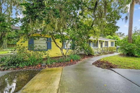 Villa ou maison à vendre à Mount Dora, Floride: 3 chambres, 121.98 m2 № 1907372 - photo 1