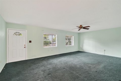 Villa ou maison à vendre à Mount Dora, Floride: 3 chambres, 121.98 m2 № 1907372 - photo 12