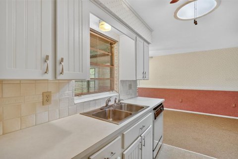 Villa ou maison à vendre à Mount Dora, Floride: 3 chambres, 121.98 m2 № 1907372 - photo 8