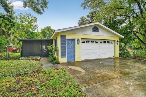 Villa ou maison à vendre à Mount Dora, Floride: 3 chambres, 121.98 m2 № 1907372 - photo 4