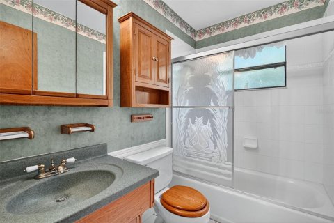 Villa ou maison à vendre à Mount Dora, Floride: 3 chambres, 121.98 m2 № 1907372 - photo 21
