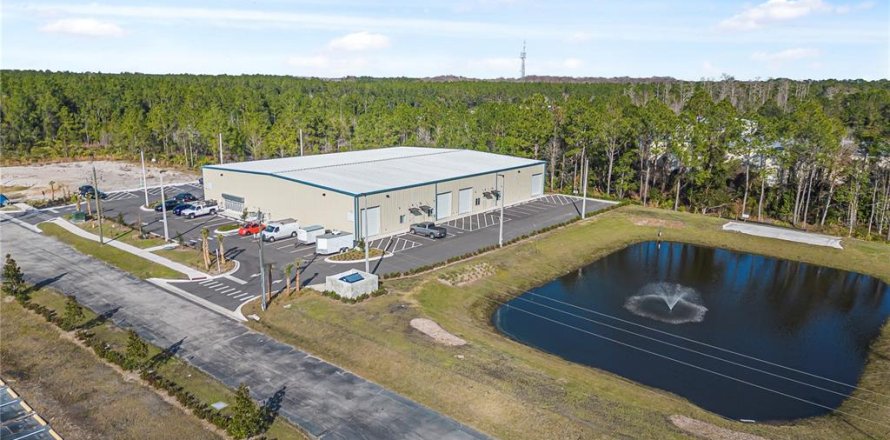 Immobilier commercial à Palm Coast, Floride 1858.05 m2 № 1533901