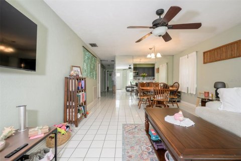 Immobilier commercial à vendre à Flagler Beach, Floride: 4 chambres, 238.2 m2 № 2403379 - photo 9